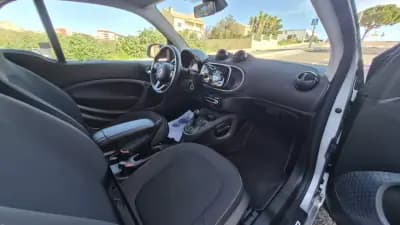 Vendo Smart Fortwo Cabrio 2018 - 12480 EUR, 70000 km - AUTO.MOTO.pt