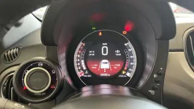 Vendo Abarth 595 2021 - 21990 EUR, 52892 km - AUTO.MOTO.pt