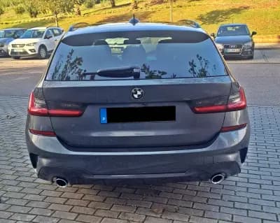 Vendo BMW 320 2020 - 31000 EUR, 130000 km - AUTO.MOTO.pt