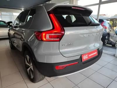 Vendo Volvo XC 40 2023 - 37650 EUR, 24400 km - AUTO.MOTO.pt