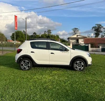 Sell Dacia Sandero 2020 - 13400 EUR, 21890 km - AUTO.MOTO.pt