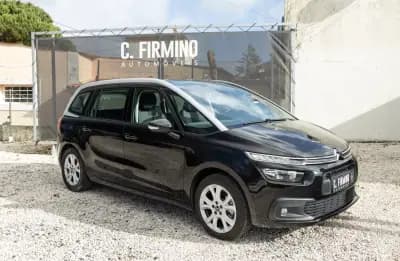 Sell Citroën C4 Spacetourer 2019 - 14550 EUR, 111820 km - AUTO.MOTO.pt