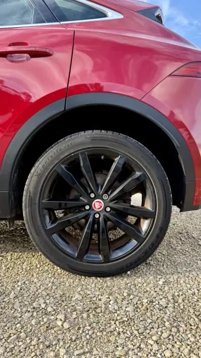 Vendo Jaguar E-Pace 2019 - 23900 EUR, 164000 km - AUTO.MOTO.pt