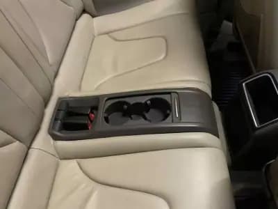 Sell Audi A5 Cabrio 2011 - 16750 EUR, 270761 km - AUTO.MOTO.pt