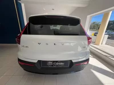 Vendo Volvo XC 40 2023 - 36900 EUR, 26000 km - AUTO.MOTO.pt