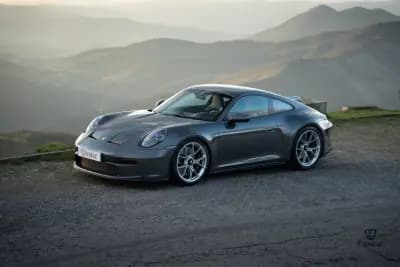 Vendo Porsche 992 2022 - 195000 EUR, 20350 km - AUTO.MOTO.pt