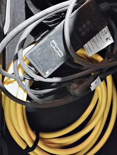 Vendo Fiat 500e 2023 - 14490 EUR, 30020 km - AUTO.MOTO.pt