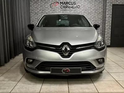 Vendo Renault Clio 2018 - 10999 EUR, 89000 km - AUTO.MOTO.pt