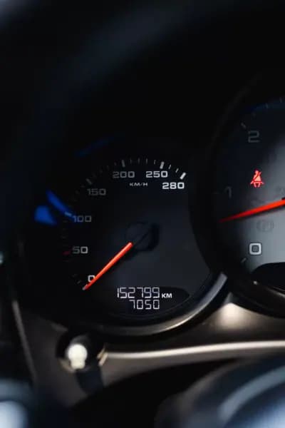 Sell Porsche Macan 2015 - 43900 EUR, 152799 km - AUTO.MOTO.pt