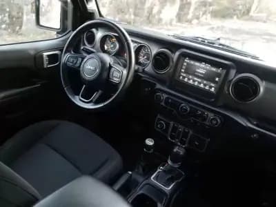 Vendo Jeep Wrangler Unlimited 2019 - 64900 EUR, 48974 km - AUTO.MOTO.pt