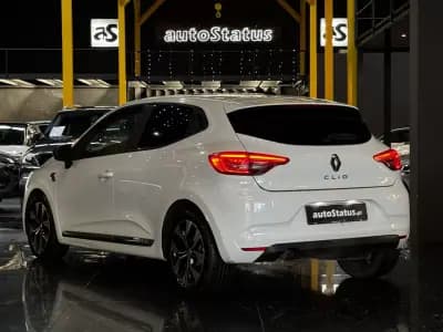 Vendo Renault Clio 2022 - 13990 EUR, 72588 km - AUTO.MOTO.pt