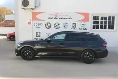 Vendo BMW 330 2025 - 54980 EUR, 18652 km - AUTO.MOTO.pt