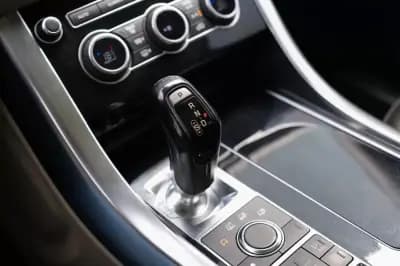 Sell Land Rover Range Rover Sport 2016 - 39900 EUR, 116000 km - AUTO.MOTO.pt