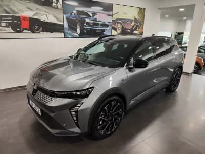 Vendo Renault Scénic E-Tech 2024 - 40990 EUR, 9000 km - AUTO.MOTO.pt