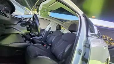 Sell Peugeot 208 2014 - 7990 EUR, 148000 km - AUTO.MOTO.pt