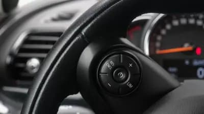 Vendo MINI Clubman 2018 - 24999 EUR, 131000 km - AUTO.MOTO.pt