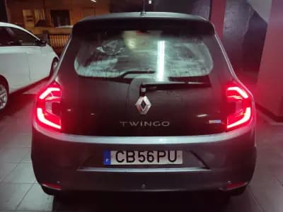 Sell Renault Twingo 2021 - 9900 EUR, 100000 km - AUTO.MOTO.pt
