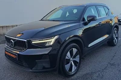 Vendo Volvo XC 40 2022 - 29490 EUR, 63800 km - AUTO.MOTO.pt