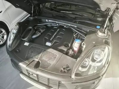 Vendo Porsche Macan 2014 - 42950 EUR, 177239 km - AUTO.MOTO.pt