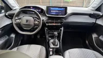 Sell Peugeot 208 2024 - 16900 EUR, 7000 km - AUTO.MOTO.pt