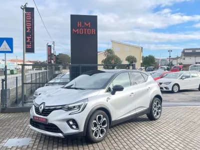 Vendo Renault Captur 2022 - 17300 EUR, 93000 km - AUTO.MOTO.pt