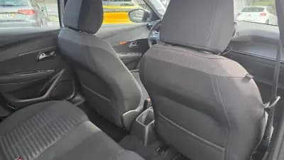 Vendo Peugeot 208 2023 - 14990 EUR, 31000 km - AUTO.MOTO.pt