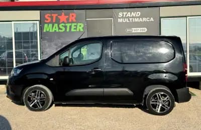 Sell Toyota Proace 2023 - 15750 EUR, 51075 km - AUTO.MOTO.pt