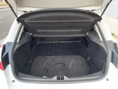 Vendo Renault Mégane 2013 - 4950 EUR, 317737 km - AUTO.MOTO.pt