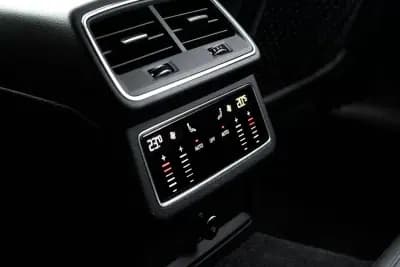 Sell Audi A6 Avant 2020 - 39750 EUR, 89963 km - AUTO.MOTO.pt