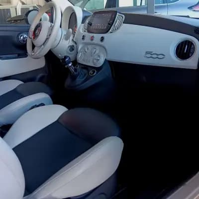 Vendo Fiat 500 2022 - 12900 EUR, 76609 km - AUTO.MOTO.pt