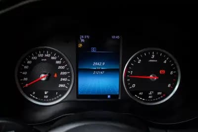 Sell Mercedes-Benz C 180 2020 - 20900 EUR, 212147 km - AUTO.MOTO.pt