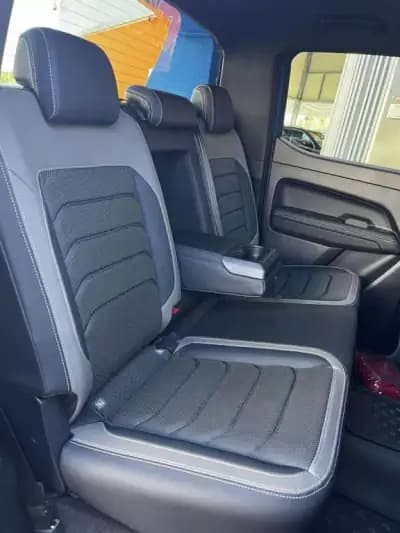 Vendo Volkswagen Amarok 2024 - 74900 EUR, 9880 km - AUTO.MOTO.pt