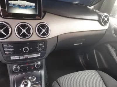 Sell Mercedes-Benz B 180 2018 - 17500 EUR, 80700 km - AUTO.MOTO.pt