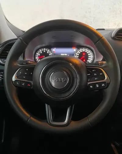 Sell Jeep Renegade 2023 - 18900 EUR, 68317 km - AUTO.MOTO.pt