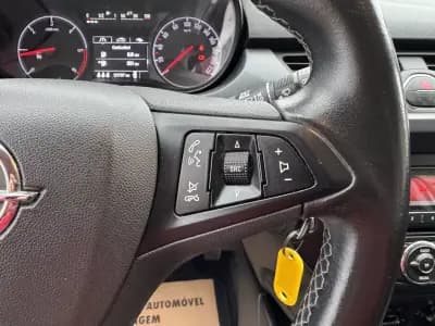 Vendo Opel Corsa 2017 - 9500 EUR, 121000 km - AUTO.MOTO.pt