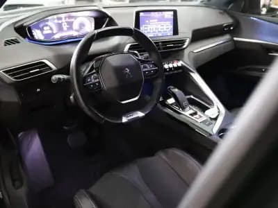 Sell Peugeot 5008 2020 - 23900 EUR, 135000 km - AUTO.MOTO.pt