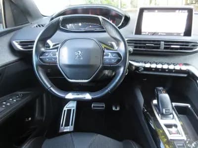 Vendo Peugeot 3008 2019 - 22990 EUR, 98000 km - AUTO.MOTO.pt