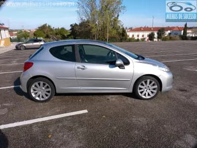 Sell Peugeot 207 2007 - 6000 EUR, 115000 km - AUTO.MOTO.pt