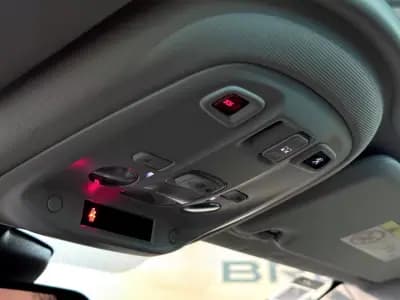 Sell Peugeot 308 SW 2015 - 13500 EUR, 199202 km - AUTO.MOTO.pt