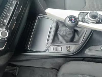 Vendo BMW 318 2018 - 19900 EUR, 170608 km - AUTO.MOTO.pt