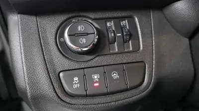 Sell Opel Karl 2018 - 9990 EUR, 125000 km - AUTO.MOTO.pt