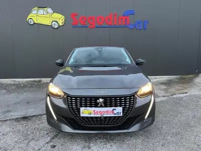 Vendo Peugeot 208 2023 - 13750 EUR, 62065 km - AUTO.MOTO.pt