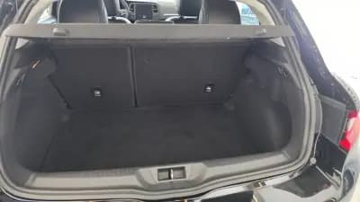 Sell Renault Mégane 2017 - 13900 EUR, 106866 km - AUTO.MOTO.pt