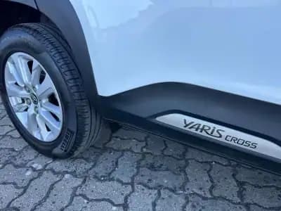 Vendo Toyota Yaris Cross 2022 - 22500 EUR, 108000 km - AUTO.MOTO.pt