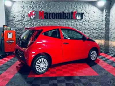 Vendo Toyota Aygo 2019 - 10750 EUR, 126299 km - AUTO.MOTO.pt
