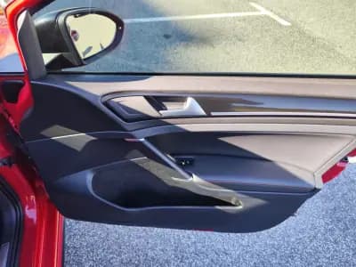 Vendo Volkswagen Golf 2012 - 18480 EUR, 207000 km - AUTO.MOTO.pt