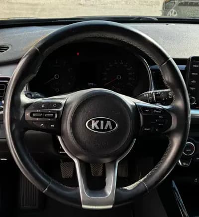 Vendo Kia Stonic 2020 - 15990 EUR, 95920 km - AUTO.MOTO.pt