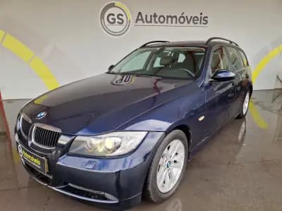 Vendo BMW 318 2008 - 7990 EUR, 215000 km - AUTO.MOTO.pt