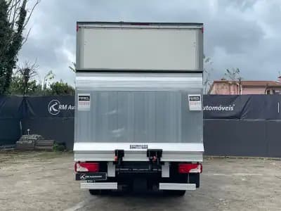 Vendo Mercedes-Benz Sprinter 2022 - 46900 EUR, 72000 km - AUTO.MOTO.pt