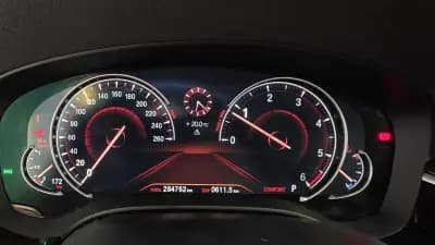 Vendo BMW 520 2018 - 23900 EUR, 284762 km - AUTO.MOTO.pt